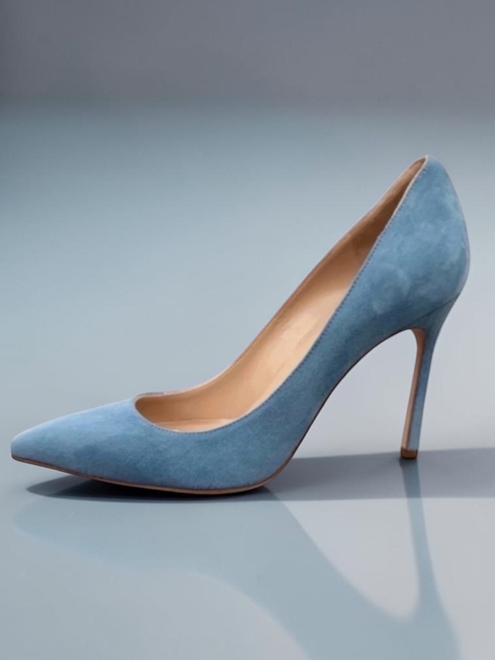 Manolo Blahnik BB 105mm Suede Pumps Blue 38